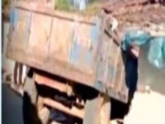 बड़ा हादसा : CG में एक ही परिवार के  6 लोगों को नशे में धुत ट्रैक्टर ड्राइवर ने कुचला...2 की मौत...4 की हालत गंभीर...पढ़े पूरी खबर