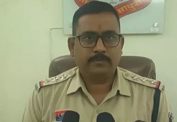 CG News : गर्ल्स हॉस्टल के आसपास पुलिस की घेराबंदी...मनचले लड़के गिरफ्तार...पढ़ें पूरी समाचार