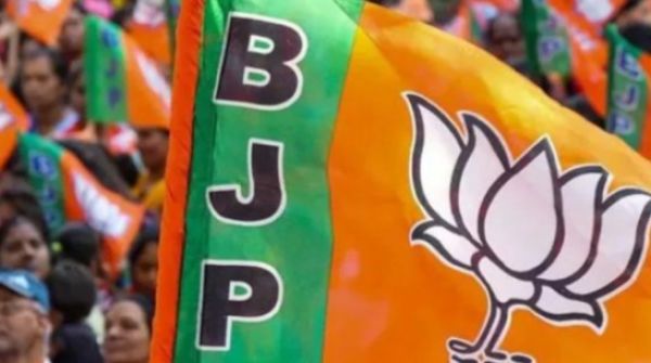 बड़ी खबर : कारण बताओं नोटिस.! बागियों पर BJP का एक्शन...इन्हें थमाया गया नोटिस...पढ़ें पूरी खबर