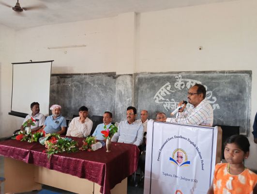 स्वामी आत्मानंद अंग्रेजी माध्यम विद्यालय तपकरा में समर कैंप का हुआ शुरुआत,पूर्व संसदीय सचिव के हाथों किया गया उदघाटन