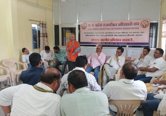 राज्य के 21 शिक्षक संगठन हुए एक .... सभी ने मिलकर बनाया साझा मंच.... 20 मई मंगलवार को&nbsp; मिलकर मंत्रालय में सौंपेंगे ज्ञापन ...