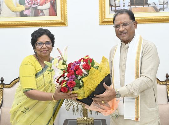 राष्ट्रीय महिला आयोग की अध्यक्ष श्रीमती विजया रहाटकर ने मुख्यमंत्री श्री साय से की सौजन्य मुलाकात