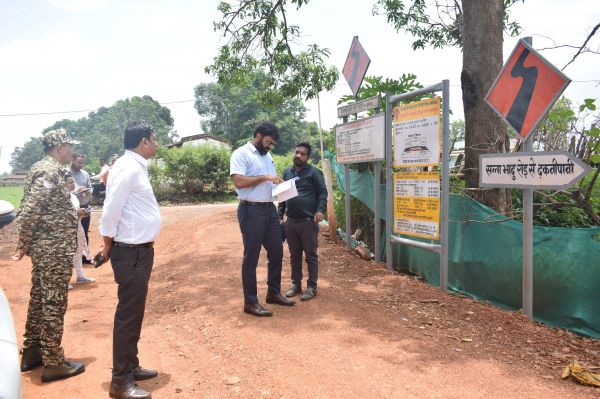 पीएम जनमन योजना के तहत सन्ना ओर पंडरापाठ सड़क निर्माण का अवलोकन किया साथ ही गुणवत्ता का विशेष ध्यान रखने का दिया गया निर्देश&nbsp;