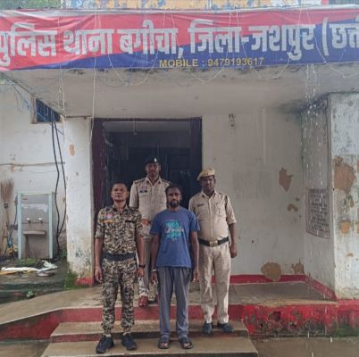 नशे की हालत में पत्नी को देख पति बना हैवान, डंडे से सिर पर वार कर पत्नी की गला घोंटकर की हत्या....पुलिस ने आरोपी पति को किया गिरफ्तार भेजा जेंल