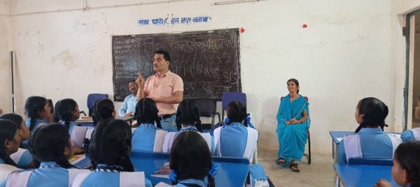 चराईडांड विद्यालय में विश्वजनसंख्या दिवस मनाया गया&nbsp;