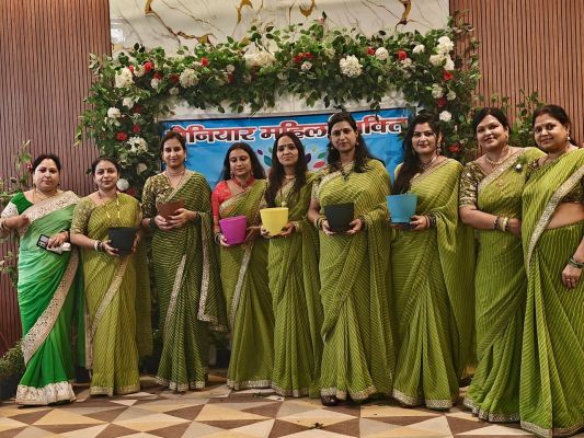 रौनियर महिला शक्ति के द्वारा महर्षि कश्यप के छायाचित्र पर दीप प्रज्वलन के साथ शुरुआत कर मनाया गया सावन उत्सव&nbsp;