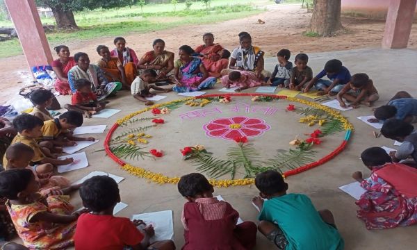 कलिया, बरडांड एवं फरसाबहार के आंगनबाड़ी केंद्रों में बाल मेले का रजत महोत्सव अंतर्गत हुआ आयोजन