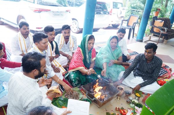 मुख्यमंत्री कैम्प कार्यालय बगिया में श्रद्धा और उत्साह एवं मंत्रोच्चारण और धार्मिक अनुष्ठानों के बीच हुआ श्री विश्वकर्मा पूजा का आयोजन....