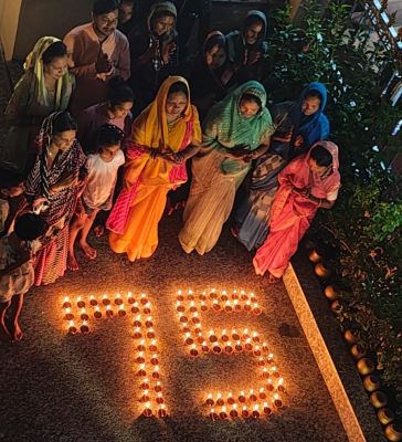 प्रधानमंत्री के 75 वेें जन्म दिवस पर श्री जगन्नाथ मंदिर में दीप प्रज्वलन कर उनके दीर्घायु एवं स्वास्थ्य की कामना की...श्रीमती कौशल्या साय हुईं शामिल