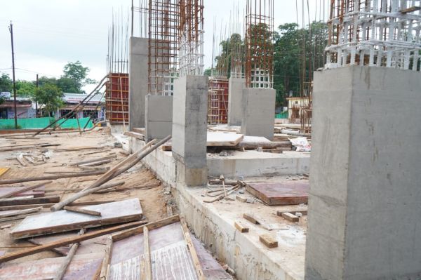 मुख्यमंत्री विष्णुदेव साय के प्रयासों से एनटीपीसी लारा के सीएसआर मद से तीव्र गति से बन रहा कल्याण आश्रम धर्मार्थ चिकित्सालय भवन