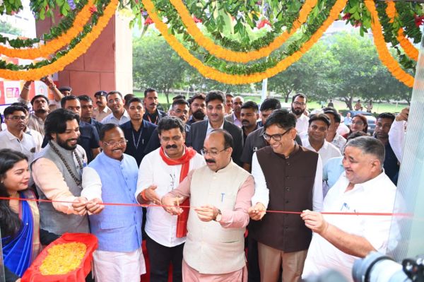 मुख्यमंत्री श्री विष्णु देव साय के नेतृत्व में छत्तीसगढ़ में सुशासन का नया अध्याय: नवा रायपुर में देश का पहला स्मार्ट पंजीयन कार्यालय&nbsp; शुरू