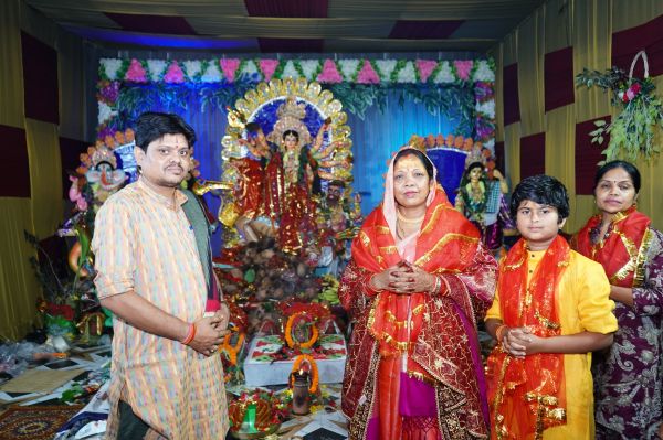 नवरात्रि पर्व की नवमी पर श्रद्धा का संचार, मुख्यमंत्री की धर्मपत्नी श्रीमती कौशल्या साय ने किया विभिन्न दुर्गा पंडालों में पूजन-अर्चन.....