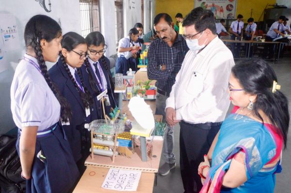 पीएम श्री नटवर स्कूल रायगढ़ में पश्चिम भारत विज्ञान मेला का हुआ जिला स्तरीय कार्यक्रम,विजेता प्रतिभागियों को किया गया पुरस्कृत