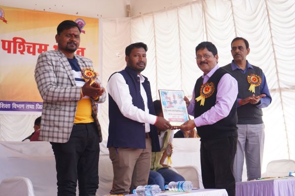 नगर पालिका अध्यक्ष श्री अरविन्द भगत ने राज्य स्तरीय राष्ट्रीय बाल विज्ञान प्रदर्शनी एवं बाल विज्ञान मेला का किया शुभारंभ&nbsp;