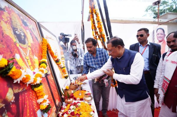 मुख्यमंत्री श्री साय ने किया भगवान बिरसा मुंडा का स्मरण:जनजातीय गौरव दिवस पर बस्तर पहुंचे सीएम श्री साय