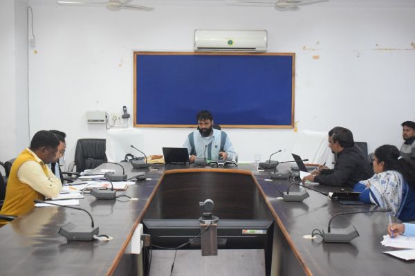 जिले के युवाओं को कौशल विकास के योजनाओं से करे लाभान्वित - कलेक्टर श्री रोहित व्यास,जशपुर, कुनकुरी और पत्थलगांव में खुलेगा शहीद वीरनारायण सिंह दाल भात केंद्र