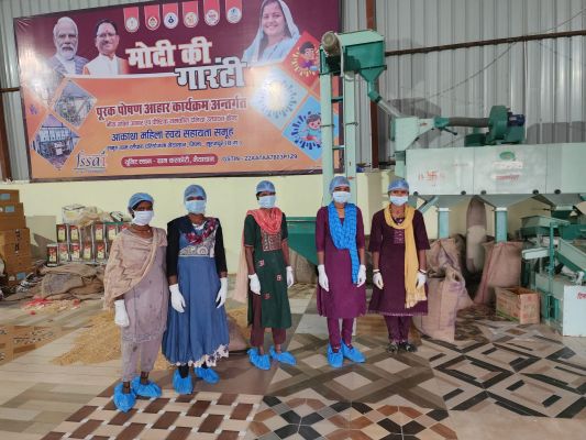 आकांक्षा महिला स्वयं सहायता समूह द्वारा स्थापित पोषण आहार निर्माण से यूनिट मिला रोजगार &nbsp;का अवसर*