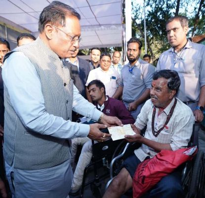 संवेदनशील शासन की मिसाल: जनदर्शन में मुख्यमंत्री श्री विष्णु देव साय ने मौके पर सुलझाईं समस्याएँ