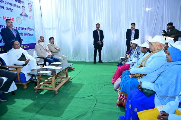 मुख्यमंत्री श्री विष्णु देव साय ने बगिया को मॉडल सिंचाई क्लस्टर बनाने की दिशा में की एक और पहल, किसानों के 49 सदस्यीय दल को मध्यप्रदेश की जल परियोजनाओं के अध्ययन के लिए किया रवाना