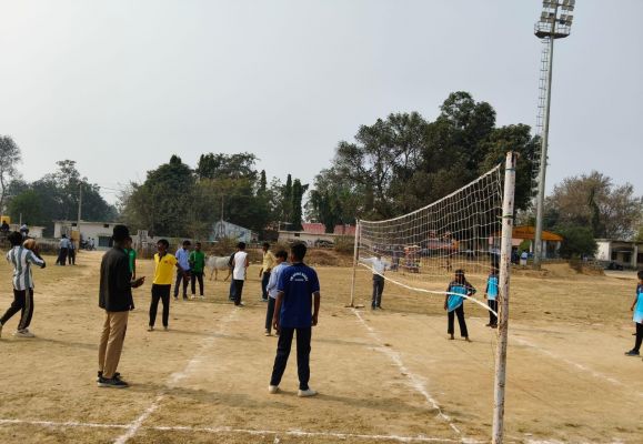 सरगुजा ओलंपिक: आदिवासी अंचल की खेल प्रतिभाओं को मिल रहा नया मंच,विकासखंड स्तरीय प्रतियोगिताएँ शुरू, 3 फरवरी तक खिलाड़ी अपनी खेल प्रतिभा का करेंगे प्रदर्शन