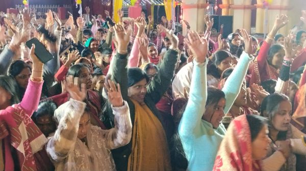 श्रीमद भागवत कथा के पाँचवें दिन जशपुर भक्ति-सागर में डूबा, 56 भोग, भव्य झांकियां और मटका फोड़ लीला ने रचा कृष्णमय वातावरण