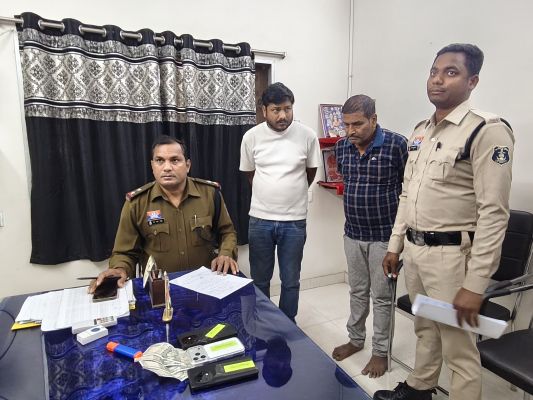 इंग्लैंड&ndash;इटली क्रिकेट मैच पर चल रहा था हाईटेक ऑनलाइन सट्टा नेटवर्क, पुलिस की इंडस्ट्रियल एरिया में ताबड़तोड़ रेड &mdash; दो सट्टा खाईवाल रंगे हाथ गिरफ्तार, तीसरा आरोपी फरार, ₹82 हजार की संपत्ति जब्त, एसएसपी का सख्त संदेश &ldquo;अवैध कारोबारियों को नहीं मिलेगी कोई रियायत