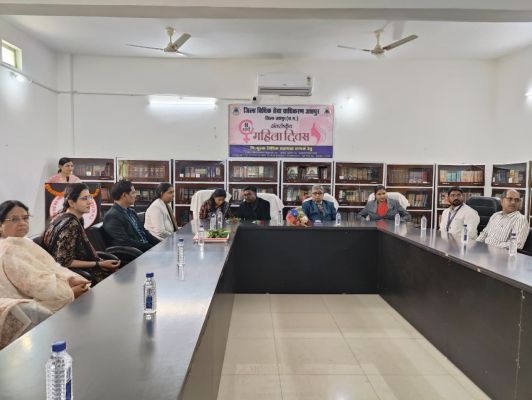&ldquo;सभी महिलाओं और बालिकाओं के लिए अधिकार, न्याय और कार्रवाई&rdquo; के संकल्प के साथ जशपुर जिला न्यायालय में मनाया गया अंतरराष्ट्रीय महिला दिवस, नारी सशक्तिकरण, समानता और सुरक्षा पर हुआ विशेष विधिक जागरूकता कार्यक्रम