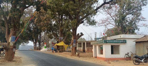 कभी सूरज की किरणें भी जमीन तक नहीं पहुंचती थीं बादलखोल के घने जंगलों में&hellip; अब अवैध कटाई और शिकार से बढ़ी चिंता, तस्करी रोकने बेने में भी चौथा बेरियर लगाने की तैयारी में विभाग....ग्रामीण बोले, रात में खुला रहेगा रास्ता तो कैसे रुकेगी तस्करी