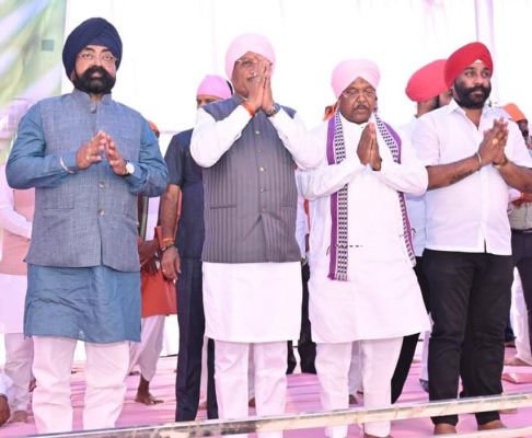 गढ़फुलझर नानकसागर में होला मोहल्ला कार्यक्रम में शामिल हुए मुख्यमंत्री श्री विष्णु देव साय, बनेगा आस्था और पर्यटन का प्रमुख केंद्र