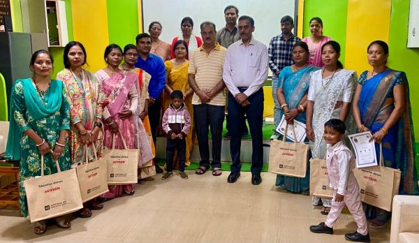 &ldquo;पोस्ट ऑफ द मंथ&rdquo; में चमके जशपुर के शिक्षक, नवाचार को मिला सम्मान &ndash; विनोबा ऐप बना शिक्षा क्रांति का नया हथियार, यशस्वी जशपुर की पहल से जिले में सीखने-सिखाने का बदला पूरा अंदाज