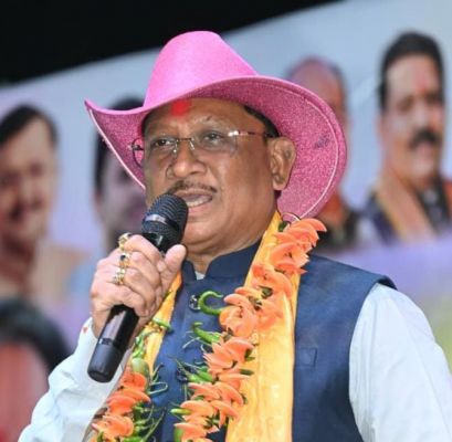 रंग, रिश्ते और राष्ट्रभावना का भव्य संगम &mdash; रायपुर के होली मिलन समारोह में मुख्यमंत्री विष्णु देव साय का जोशीला संदेश, &ldquo;होली सिर्फ त्योहार नहीं, सामाजिक समरसता और भाईचारे की सबसे बड़ी पहचान&rdquo;