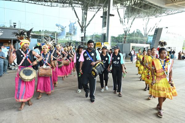 खेल प्रतिभा का महाकुंभ: छत्तीसगढ़ में &lsquo;खेलो इंडिया ट्राइबल गेम्स&rsquo; की धूम, खिलाड़ियों का गर्मजोशी से किया स्वागत