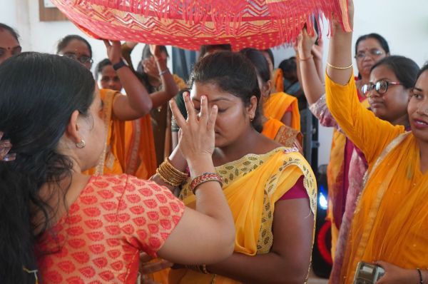 240 नवदम्पतियों का एक साथ होगा भव्य विवाह, रणजीता स्टेडियम बनेगा ऐतिहासिक साक्षी, मुख्यमंत्री विष्णु देव साय देंगे आशीर्वाद, हल्दी-मेहंदी, संगीत और मयाली नेचर कैंप में प्री-वेडिंग शूट से सजेगा अनोखा आयोजन