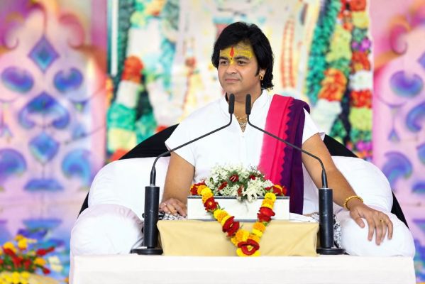 जब राम जन्म कथा ने बांधा समूचा कुनकुरी: संत चिन्मयानंद बापू के भावपूर्ण वर्णन से गूंज उठा पंडाल, भक्तिरस में डूबे हजारों श्रद्धालु, धर्म और संस्कृति रक्षा का किया आह्वान