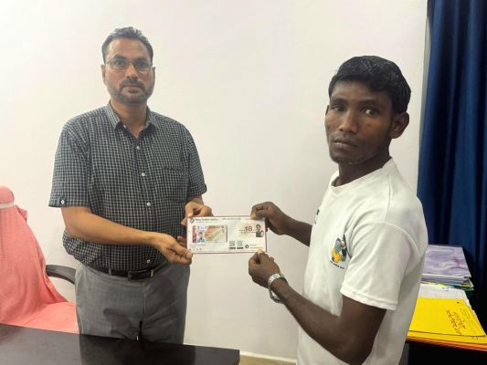 बंदूक छोड़ थामा मतदाता परिचय पत्र,अब पुनर्वासित युवा चुनेंगे अपना जनप्रतिनिधि,पुनर्वास केंद्र के 116 आत्मसमर्पित युवाओं का बना मतदाता कार्ड