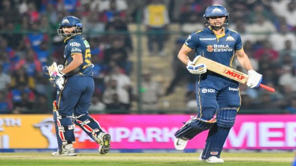 खेल समाचार : जीत मिली, लेकिन भारी पड़ा जश्न &mdash;स्लो ओवर रेट ने बिगाड़ा कप्तान शुभम गिल का खेल &mdash; 210 रन की धमाकेदार जीत के बाद भी लगा 12 लाख का तगड़ा जुर्माना