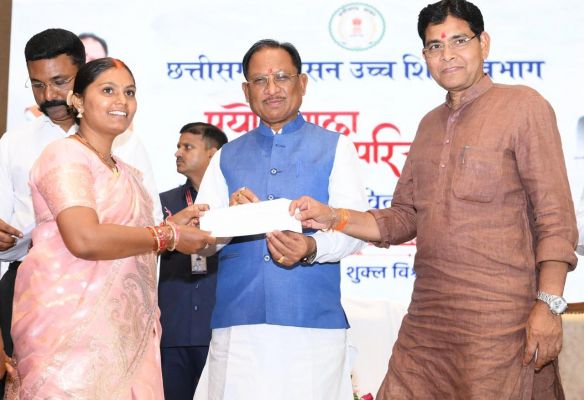 सरकारी नौकरियों की सौगात, भ्रष्टाचार पर सख्ती और रोजगार के नए अवसरों का ऐलान&mdash;मुख्यमंत्री ने युवाओं को दिया भरोसा, &ldquo;मेहनत का मिलेगा पूरा हक, किसी के साथ नहीं होगा अन्याय