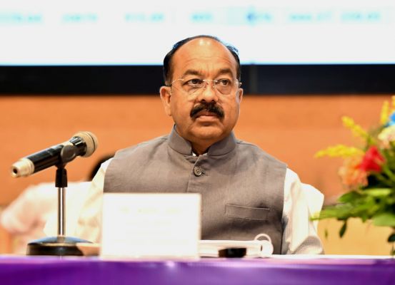 &ldquo;मैराथन समीक्षा के दूसरे दिन सख्त तेवर में उप मुख्यमंत्री अरुण साव &mdash; अवैध प्लाटिंग, अतिक्रमण और बेतरतीब निर्माण पर कसा शिकंजा, 31 मई तक टैक्स, सफाई और जल प्रबंधन के टारगेट तय