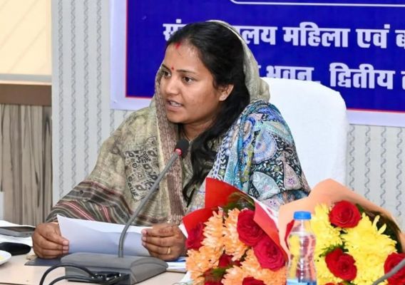 भीषण गर्मी और लू के कहर के बीच बच्चों की सुरक्षा पर सरकार सख्त, मंत्री लक्ष्मी राजवाड़े के निर्देश पर आंगनबाड़ी समय में बड़ा बदलाव, अब सुबह 7 से 11 बजे तक ही संचालित होंगे केंद्र