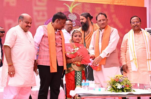प्रधानमंत्री के नेतृत्व में देश की सनातन संस्कृति को मिला नया गौरव : मुख्यमंत्री श्री साय ,राजधानी रायपुर में आयोजित सोमनाथ स्वाभिमान पर्व में शामिल हुए मुख्यमंत्री