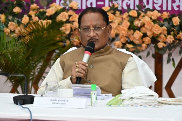 पानी के लिए जनता तड़पी तो अफसरों पर गिरेगी गाज, कोई बहानेबाजी नहीं चलेगी&rdquo; &mdash; कोरिया की चौपाल में मुख्यमंत्री विष्णु देव साय का सख्त अल्टीमेटम