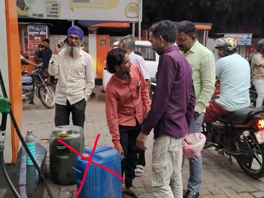 मध्य पूर्व में बढ़ते तनाव और अफवाहों के बीच छत्तीसगढ़ सरकार अलर्ट : पेट्रोल-डीजल की जमाखोरी रोकने ड्रम, बोतल और जेरीकेन में बिक्री पर तत्काल प्रतिबंध,राज्य में करोड़ों लीटर ईंधन स्टॉक उपलब्ध