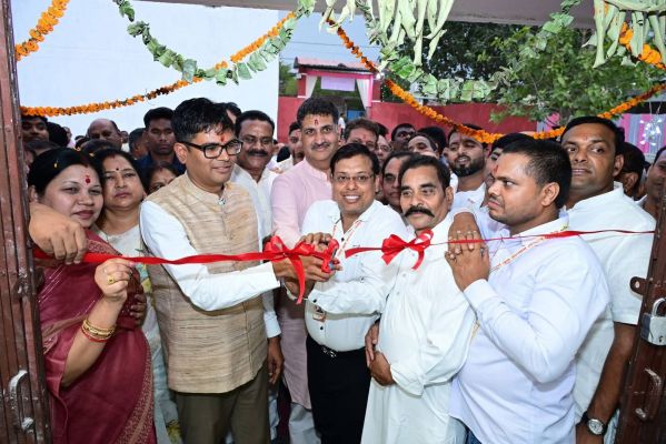 &ldquo;मेधावियों का सम्मान, समाज को संगठित करने का संकल्प&rdquo; &mdash; कापन और बलौदा में वित्त मंत्री ओ.पी. चौधरी ने दिए शिक्षा, संस्कार और सामाजिक एकजुटता के संदेश, अघरिया समाज भवन और &lsquo;स्वर्ण मंडपम&rsquo; का किया लोकार्पण