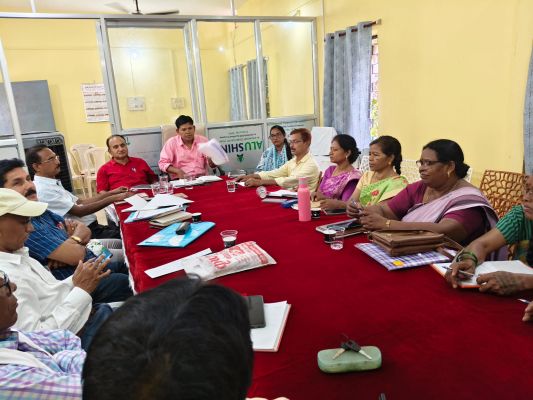 स्कूल खुलने से पहले शिक्षा विभाग का अलर्ट मोड! एक भी बच्चा स्कूल से बाहर नहीं रहेगा, गंदे स्कूल बर्दाश्त नहीं होंगे&rdquo; ,बीईओ, एबीईओ और बीआरसीसी ने संभाली कमान - स्कूलों की साफ-सफाई से लेकर अधूरे प्रवेश और लापरवाही पर सख्त निगरानी