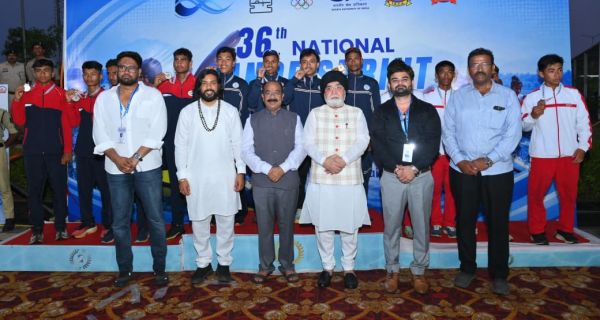 24 राज्यों के 810 खिलाड़ियों के बीच मध्यप्रदेश बना चैंपियन, नवा रायपुर की राष्ट्रीय कैनो स्प्रिंट चैंपियनशिप के समापन पर अरुण साव ने खिलाड़ियों का बढ़ाया उत्साह