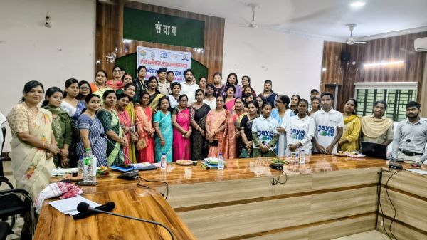 महिला सशक्तिकरण, साइबर सुरक्षा, करियर मार्गदर्शन और सामाजिक जागरूकता को लेकर जशपुर में आयोजित हुई भव्य कार्यशाला, महिलाओं और युवाओं को विशेषज्ञों ने दिए सुरक्षा, आत्मनिर्भरता और सफलता के महत्वपूर्ण मंत्र