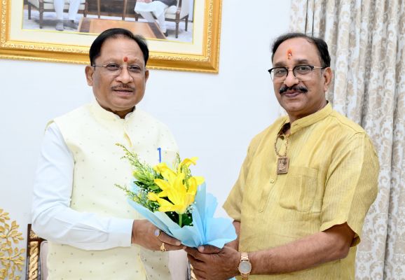 मुख्यमंत्री विष्णु देव साय ने छत्तीसगढ़ योग आयोग के नवनियुक्त अध्यक्ष संजय अग्रवाल को दी शुभकामनाएं, कहा&mdash; योग बनेगा स्वस्थ, जागरूक और आत्मनिर्भर छत्तीसगढ़ की मजबूत आधारशिला