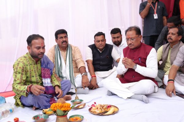 मुख्यमंत्री विष्णुदेव साय ने कुनकुरी विधानसभा क्षेत्र को दी 9.65 करोड़ रुपये की ऐतिहासिक सौगात, 9 विकास कार्यों का भूमिपूजन-लोकार्पण, नई सड़कें, पुलिया और कुडूकेला विद्युत उपकेंद्र से दर्जनों गांवों में पहुंचेगी विकास और रोशनी की नई किरण