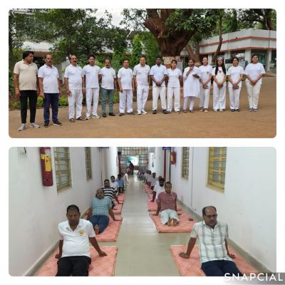 अंतर्राष्ट्रीय योग दिवस पर जिला न्यायालय परिसर में दिखा स्वास्थ्य और अनुशासन का अनूठा संगम, न्यायिक अधिकारियों-अधिवक्ताओं ने किया सामूहिक योगाभ्यास