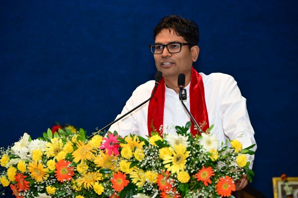 "जो एआई को अपनाएगा वही करेगा भविष्य पर राज"&mdash; वित्त मंत्री ओ.पी. चौधरी का युवाओं को बड़ा संदेश, बोले- तकनीक से डरेंगे तो दौड़ में रह जाएंगे पीछे, नवाचार अपनाकर बनें कल के नेता